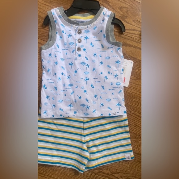Burts Bee’s Baby Desert Sun Tank & shorts - Picture 2 of 5